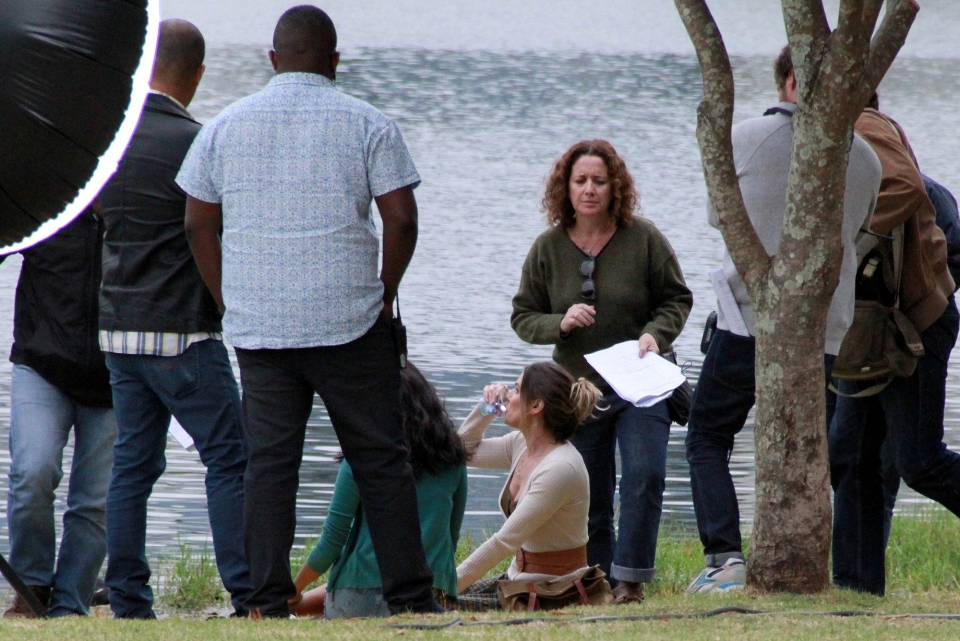 20.jul.2016 - Deborah Secco rodou nesta quarta-feira (20) a sua primeira sequência de cenas da nova temporada de "Malhação:Pro Dia Nascer Feliz", na Lagoa Rodrigo de Freitas. A atriz será Tânia, mãe de uma jovem de 16 anos, interpretada pela atriz Bárbara Maia - JC Pereira /AgNews