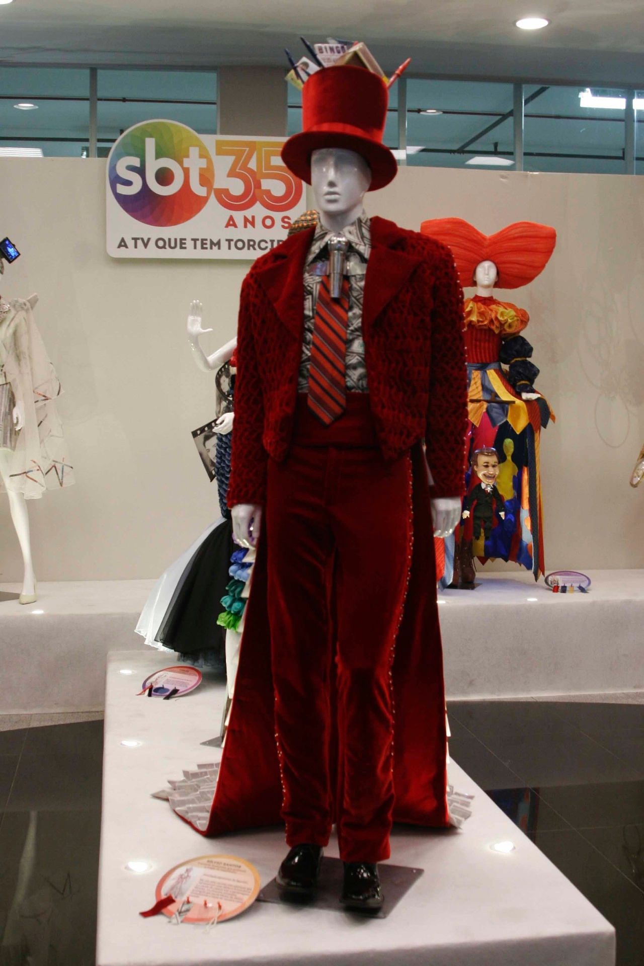 SBT organiza exposição com sete figurinos que representam a essência da emissora - Cauana Fernandes/SBT