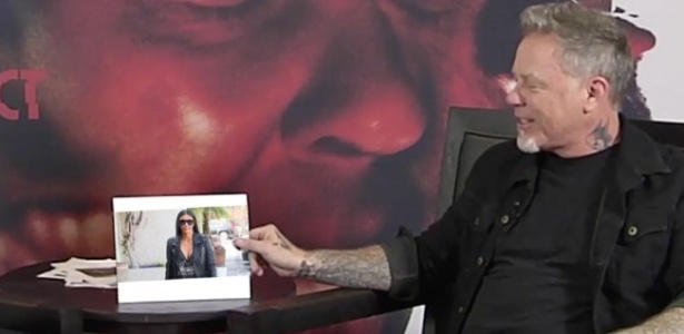 Vocalista analisa camiseta do Metallica usada pela socialite Kim Kardashian - Reprodução - Reprodução