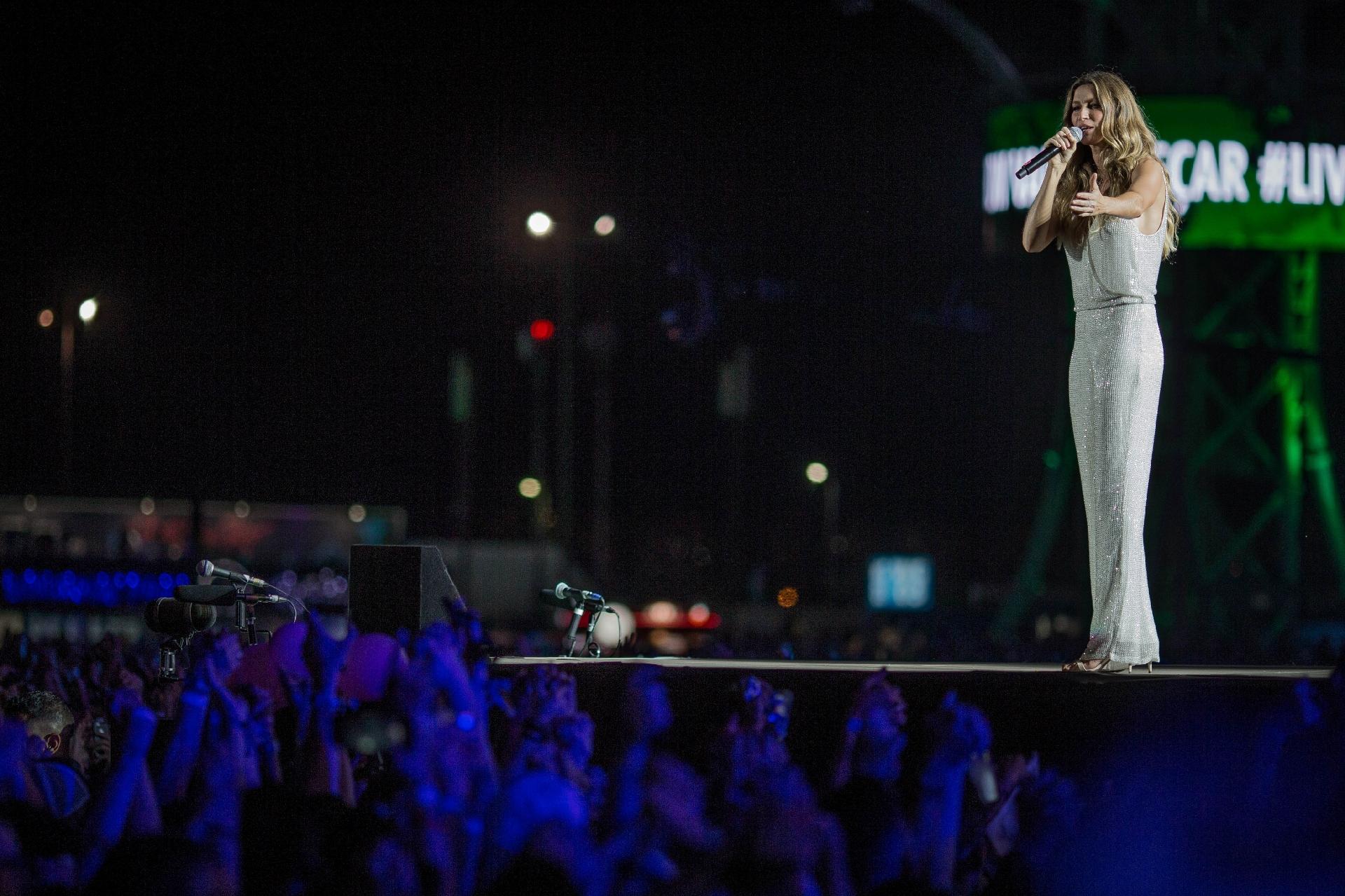 Gisele Bündchen abre o Palco Mundo do Rock in Rio 2017 clamando pela preservação da Floresta Amazônica e ouve gritos de "Fora, Temer" - Eduardo Anizelli/Folhapress