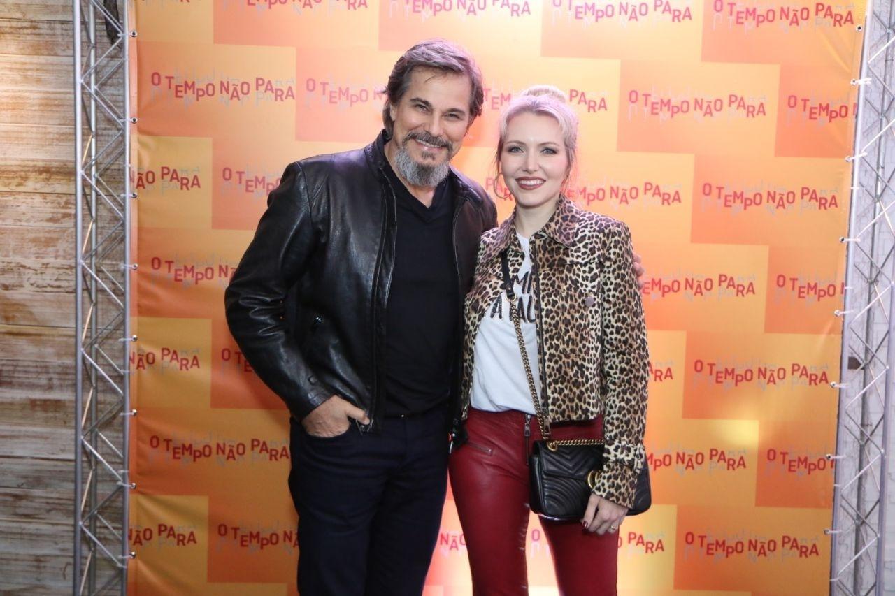 Edson Celulari foi à festa no Rio acompanhado da mulher, Karin Roepke - Daniel Pinheiro/AgNews