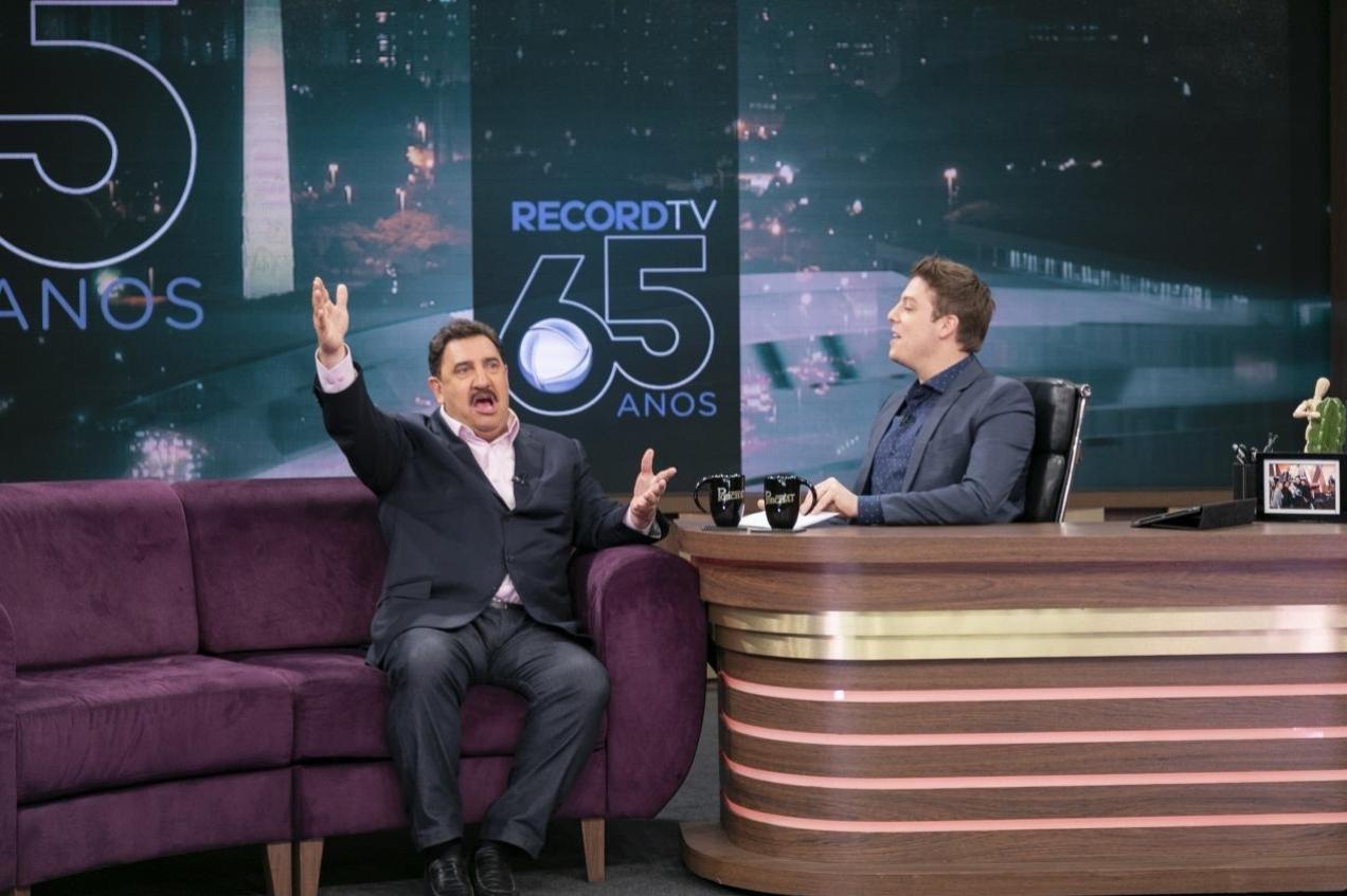 Ratinho alfineta Porchat  - Marcus Godoy/Record TV/Divulgação