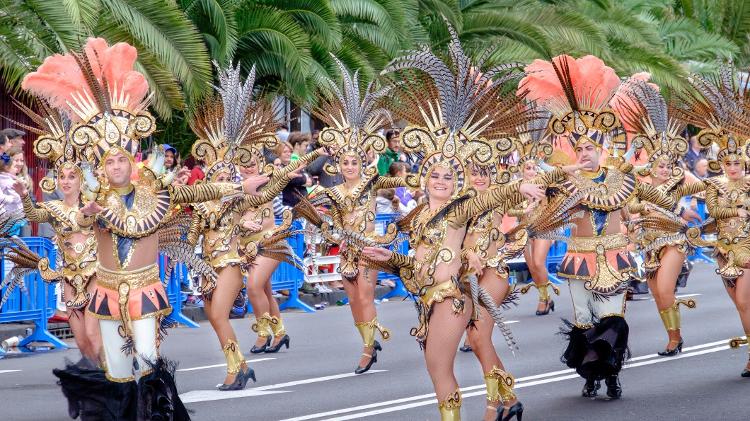 Carnaval de Santa Cruz de Tenerife, nas Ilhas Canárias - argalis/Getty Images - argalis/Getty Images