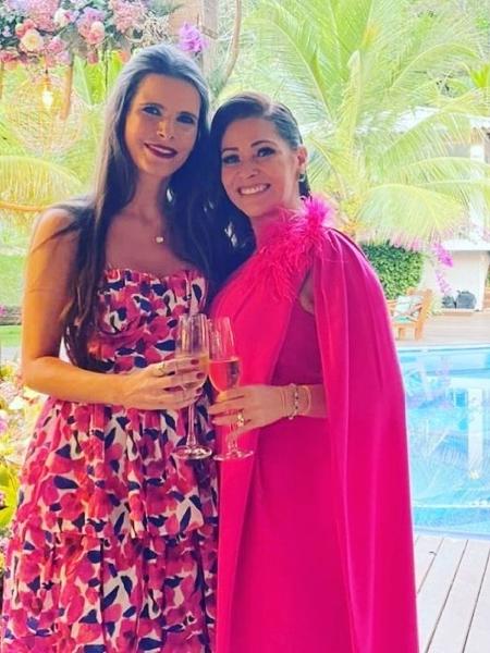 Flavia Camargo, atual esposa de Luciano Camargo, e Mariana Costa, ex-mulher do sertanejo - Reprodução/Instagram
