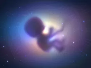 Como escolher o signo do bebê? Lua cheia é sinal de parto? Astróloga conta
