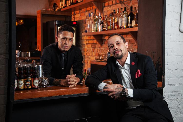 Vinícius Demian e Gabriel Santana, em 2021 Vinícius Demian e Gabriel Santana, em 2021