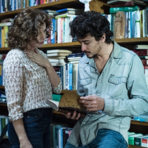 Elisa (Debora Bloch) e Vicente (Jesuita Barbosa) terão uma reaproximarão surpreendente após o crime - Estevam Avellar/Globo - Estevam Avellar/Globo