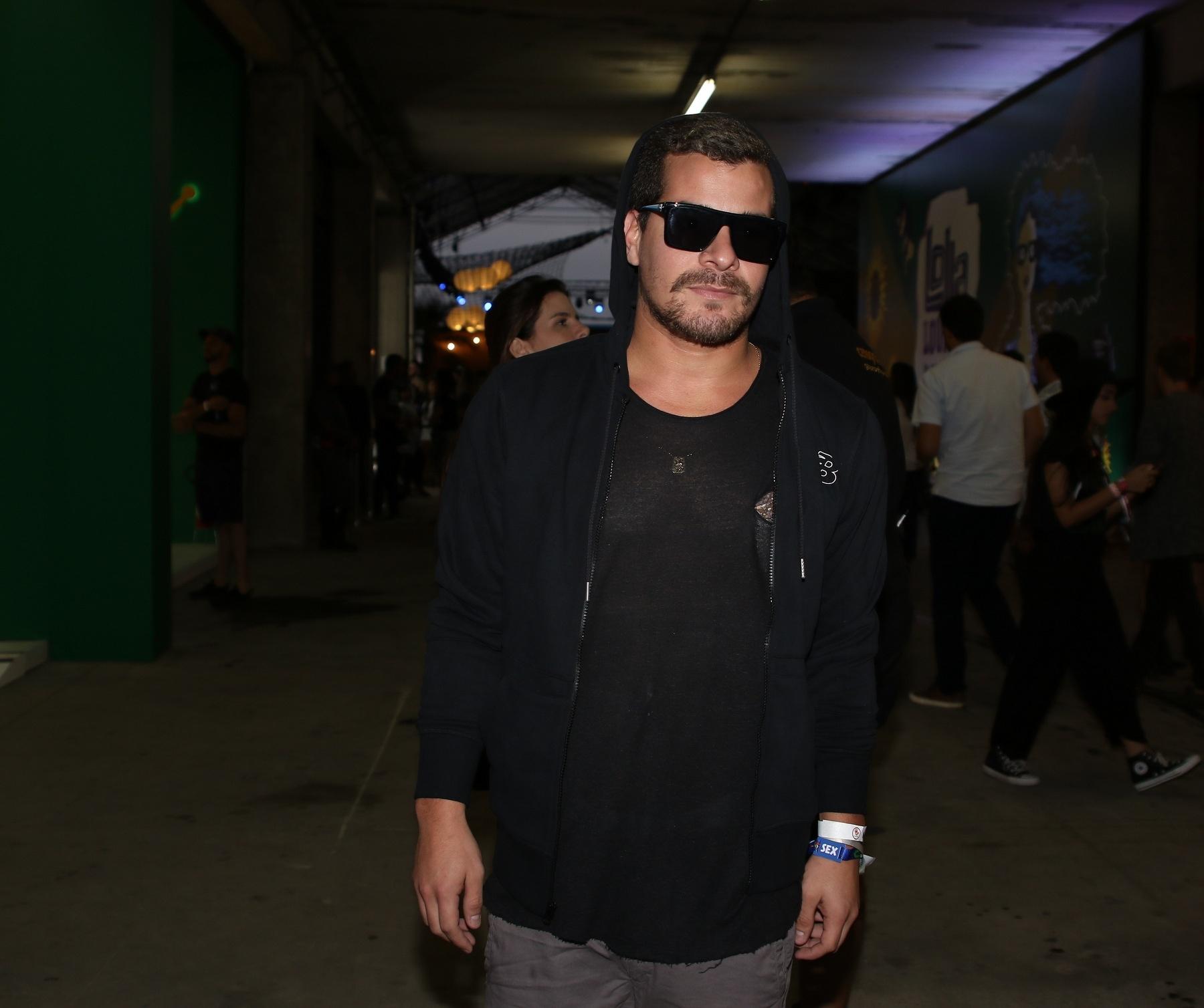 Alguns famosos compareceram ao primeiro dia do festival de música, LollaPalooza, em São Paulo - Thiago Duran/AgNews