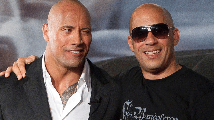 Dwayne Johnson e Vin Diesel durante divulgação de "Velozes & Furiosos 5 - Operação Rio" - Reprodução/YouTube - Reprodução/YouTube