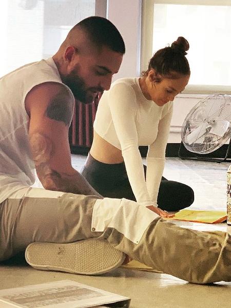 J-Lo e Maluma gravam comédia romântica - reprodução/Instagram
