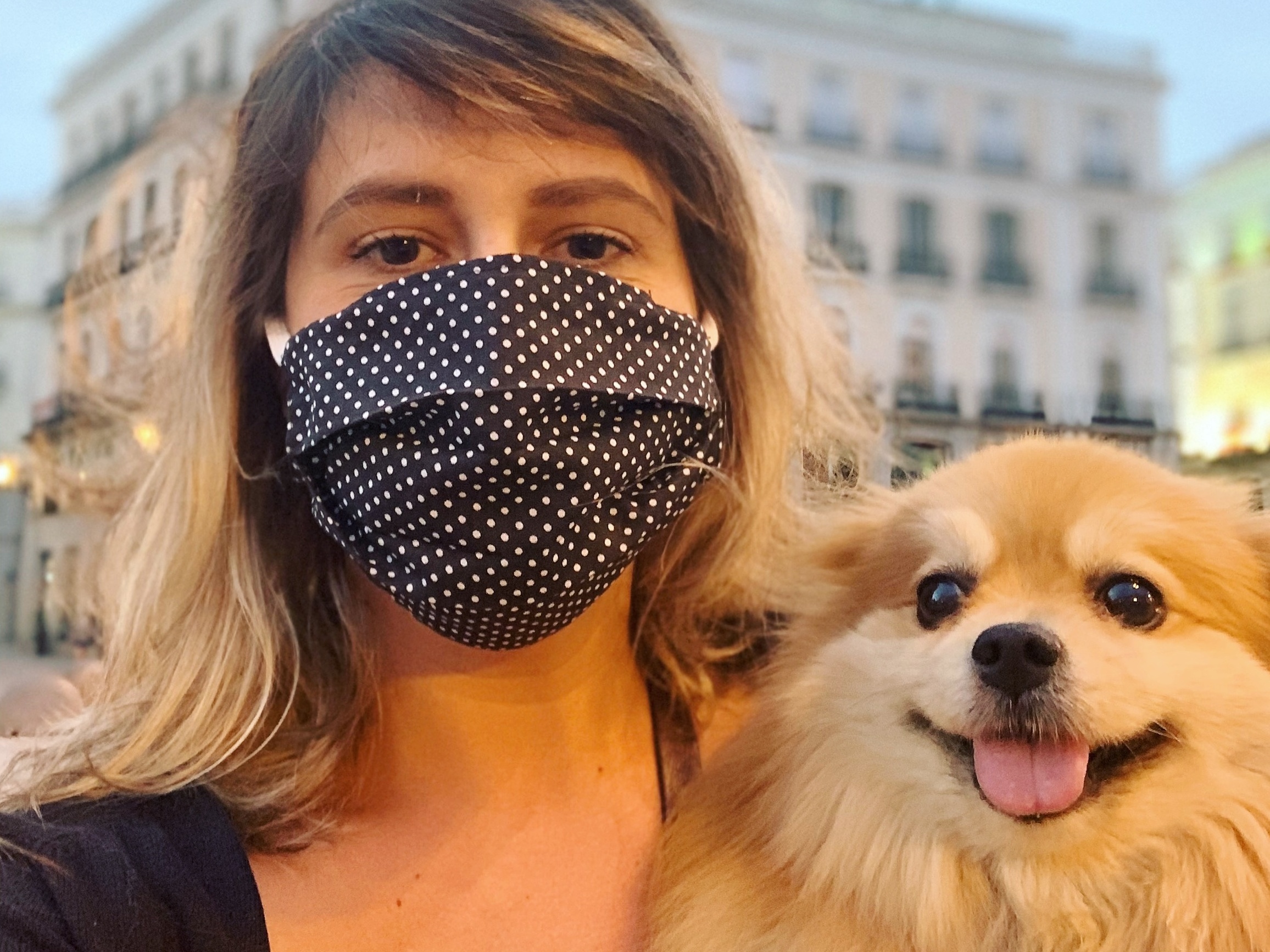 Durante pandemia, voei até a Espanha e resgatei minha cachorra