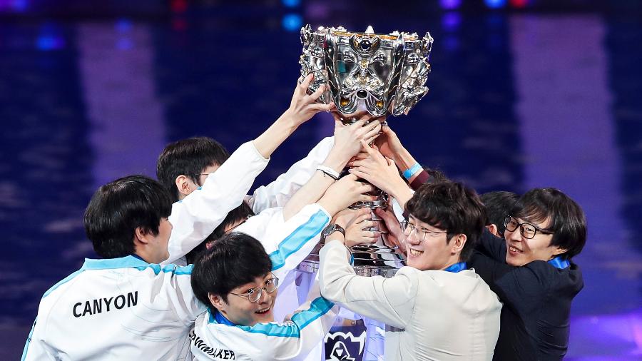 Mundial de LoL 2020: Suning e DAMWON fazem decisão neste sábado