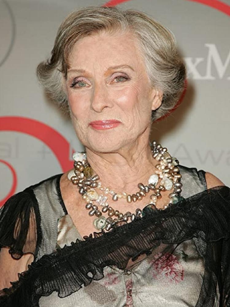 Cloris Leachman morreu de causas naturais - IMDB