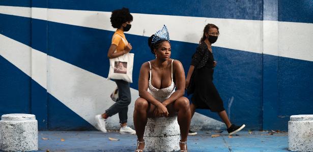 Rainhas Sem Carnaval - Retrato de Bianca, rainha de bateria da Portela