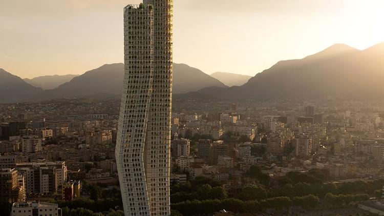 A Bond Tower foi inspirada em um plié de uma bailarina