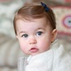 1.mai.2016 - Em comemoração ao primeiro aniversário da princesa Charlotte, Kate e William divulgaram novas fotos de sua filha mais nova, que nasceu em 2 de maio de 2015 - Reprodução/Twitter/Kensington Palace