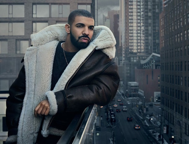 Drake posa para foto de divulgação do álbum "Views", lançado no fim de abril - Divulgação