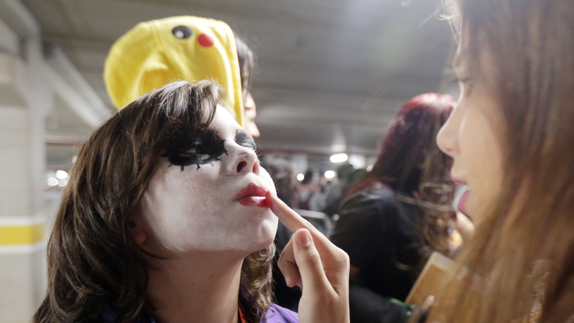 1º.dez.2016 - Público aguarda a abertura dos portões para o primeiro dia de Comic Con Experience, em São Paulo - Ricardo Matsukawa/UOL
