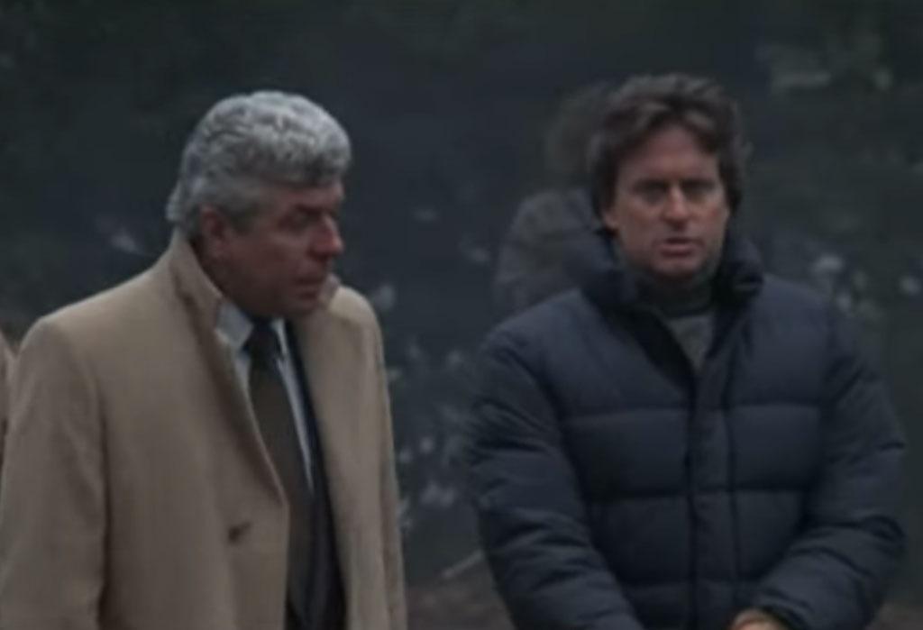 Michael Douglas em cena que acabou cortada de "Atração Fatal" (1987) - Reprodução
