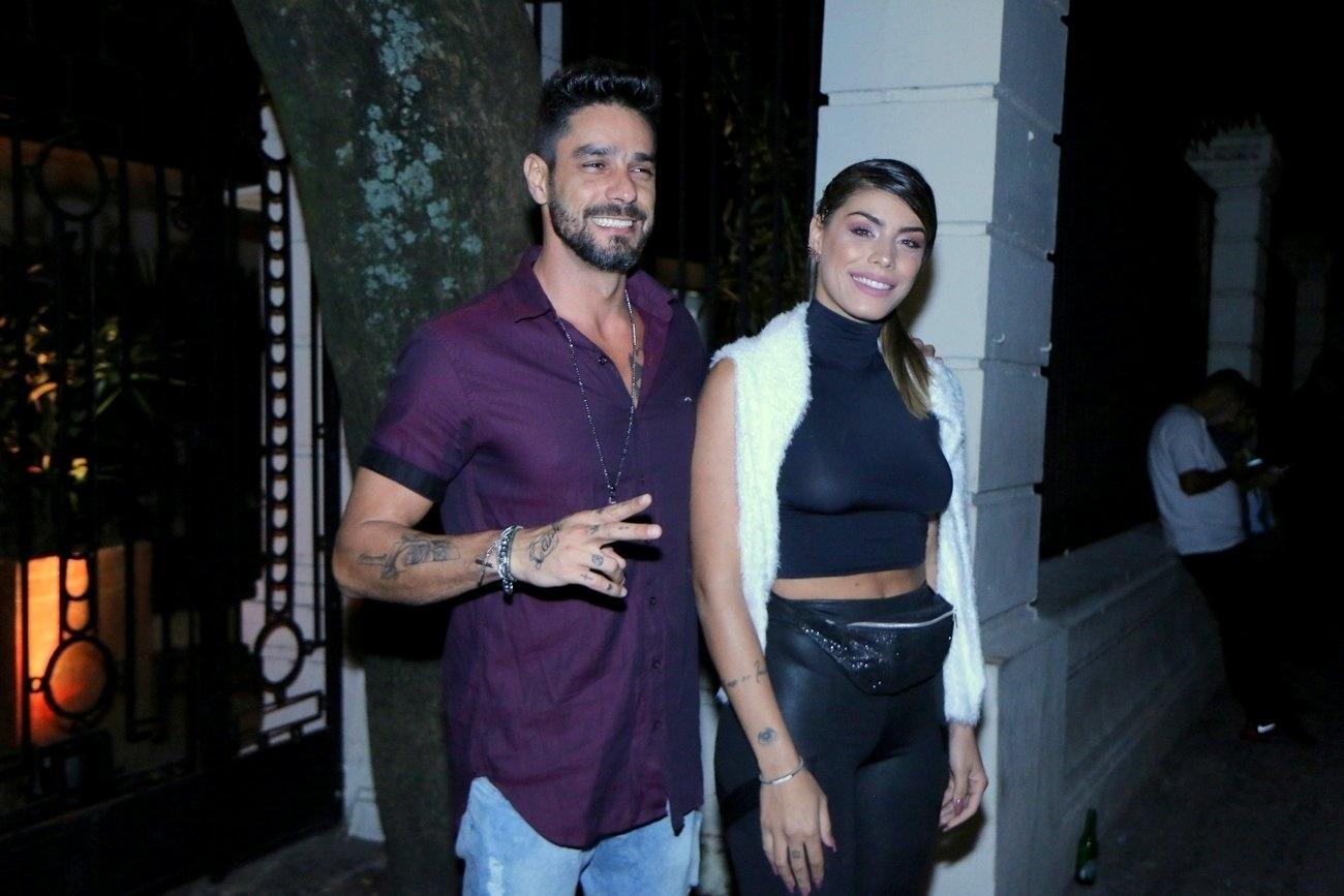 Os ex-BBBs Diego Grossi e Fran curtem festa de Nego do Borel - AgNews