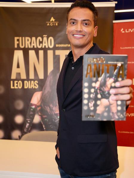 Léo Dias em lançamento do livro "Furacão Anitta" - Manuela Scarpa/Brazil News