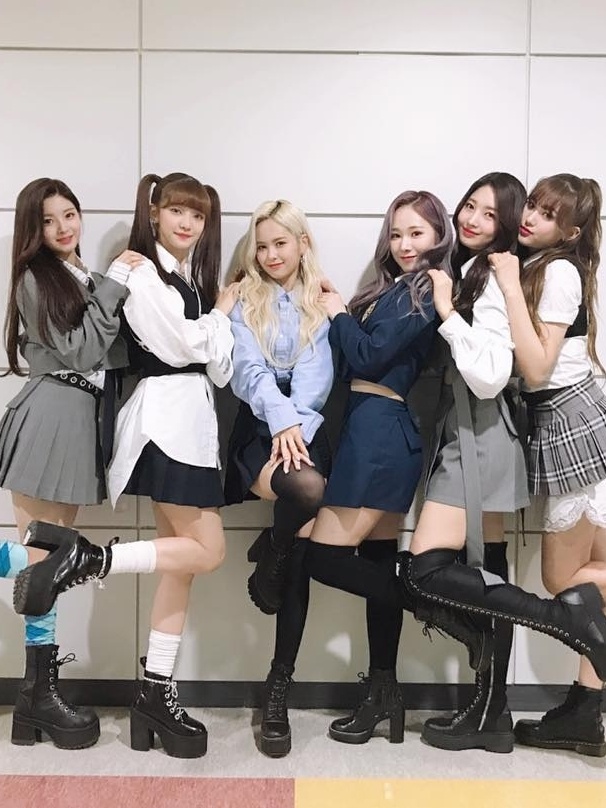 Everglow: Grupo k-pop lança Hush e videoclipe de Adios - 19/08