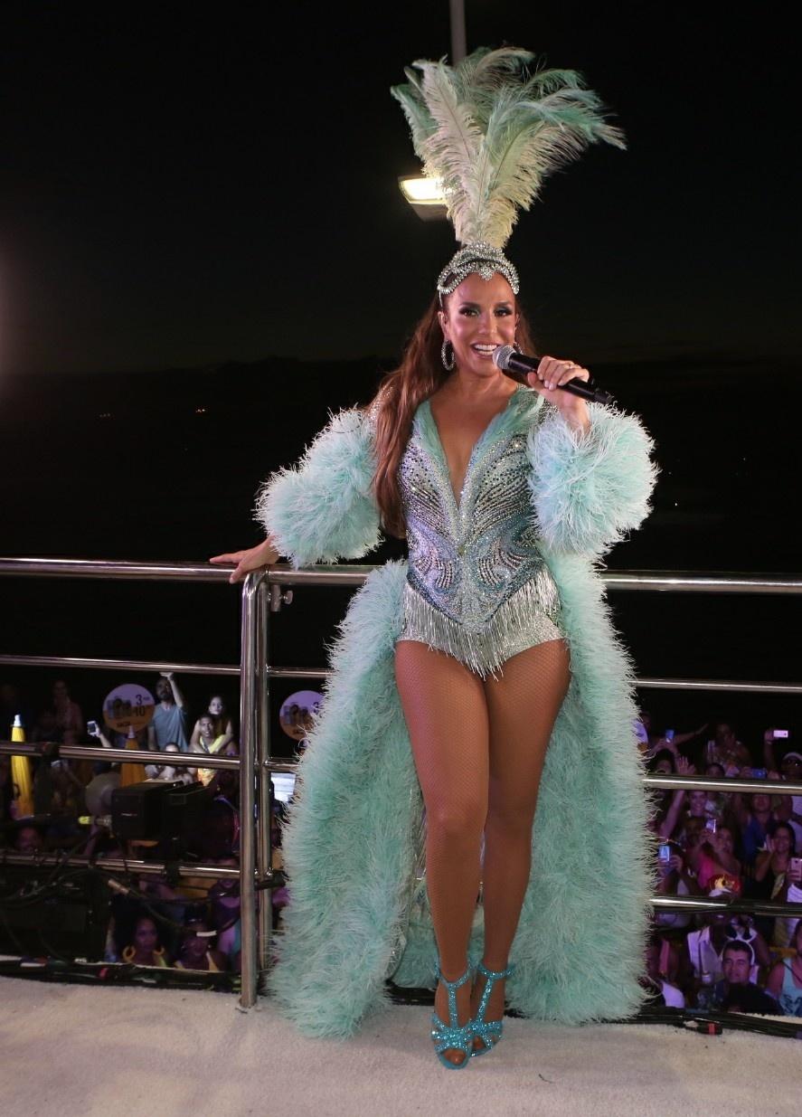 Ivete Sangalo faz Salvador tremer com seu bloco - Dilson Silva/AgNews