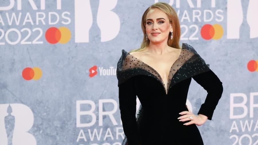 Adele afirmou que deve ir ao Super Bowl apenas para assistir ao show de Rihanna - Getty Images