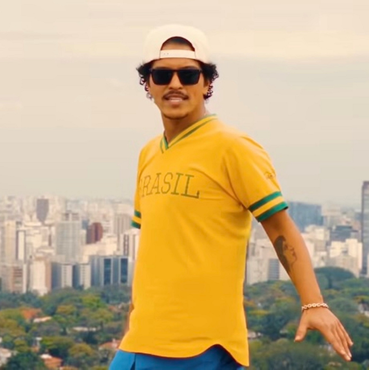 Bruno Mars: Produtora suspende venda de ingressos no Rio