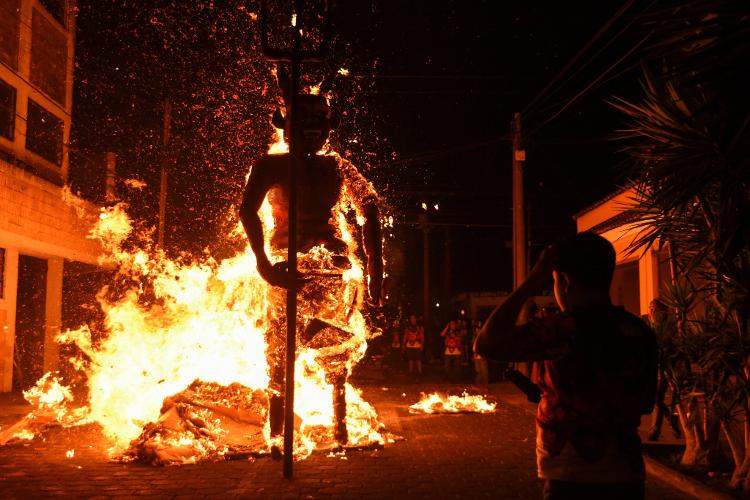 Queima do diabo, evento natalino das ruas da Cidade da Guatemala