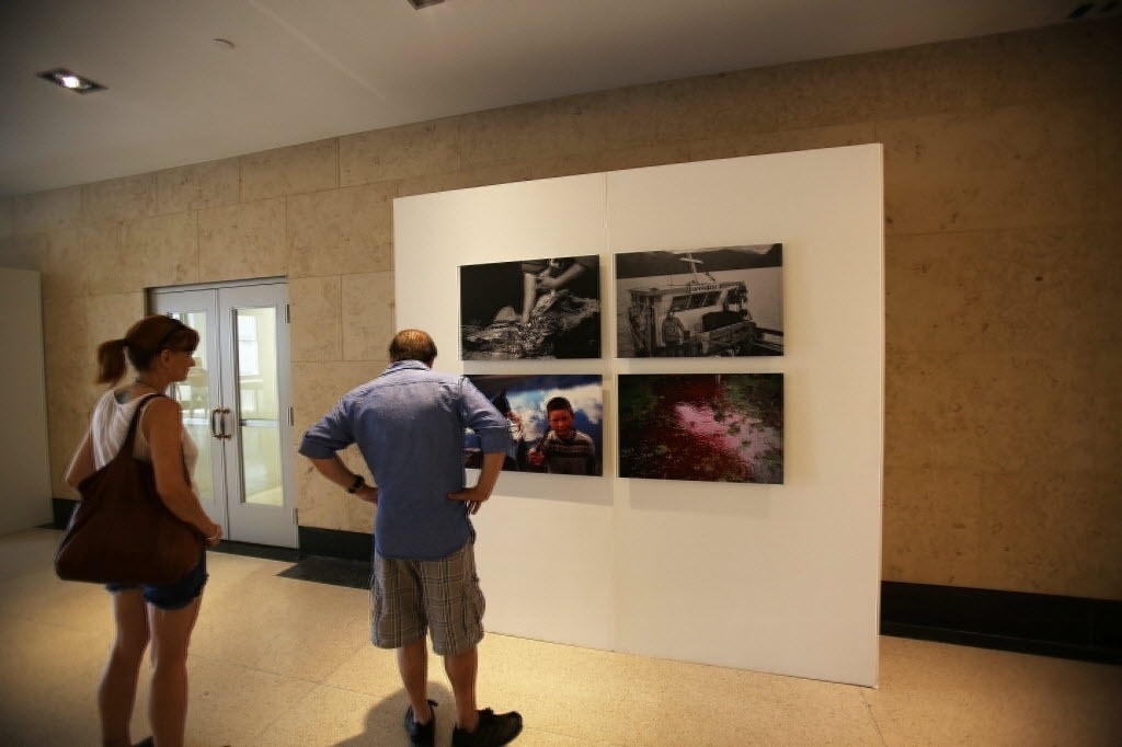 13.jul.2015 - Exposição em Toronto, sede dos jogos Pan-Americanos de 2015, traz trabalhos do fotógrafo Sebastião Salgado - Nestor Ponce/Efe