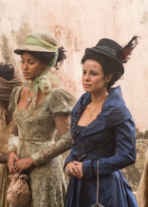Bertoleza (Sheron Menezes) e Joaquina (Andreia Horta) em cena de "Liberdade, Liberdade" - João Cotta/TV Globo - João Cotta/TV Globo