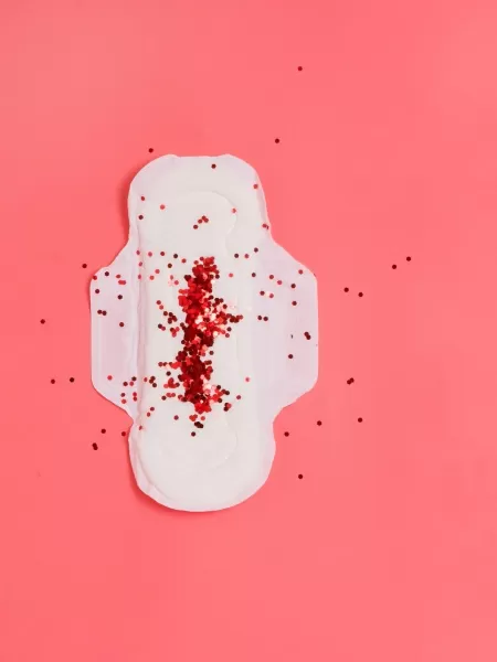 Fluxo menstrual: o que é normal e quais sinais precisam de atenção?
