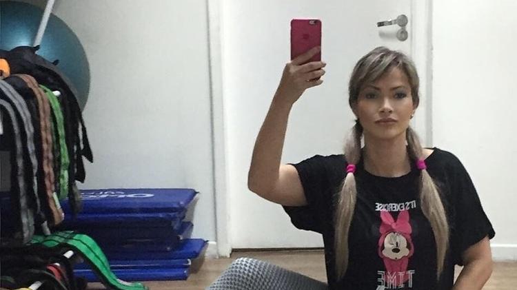 Fani acredita que irá passar o Natal com os amigos porque a confraternização com a família está suspensa - Reprodução/Instagram/@fanipacheco - Reprodução/Instagram/@fanipacheco