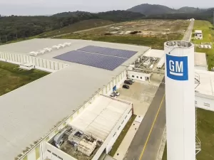 GM terá que pagar R$ 195 mi a eletricistas que trabalham em fábrica em SP