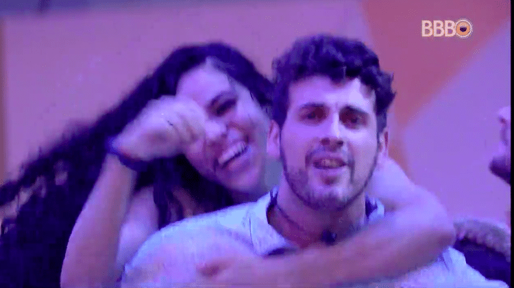 Elana e Maycon dançam arrocha - Reprodução/GlobosatPlay - Reprodução/GlobosatPlay