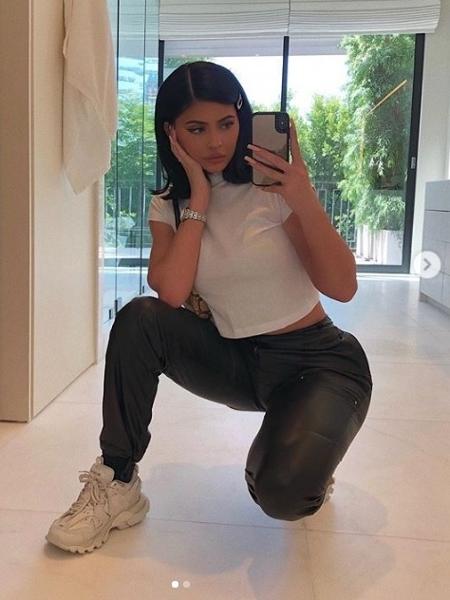 Kylie Jenner e seu chunky sneaker - Reprodução/Instagram