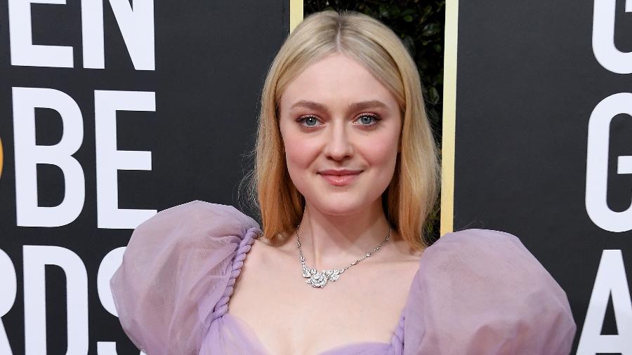 Dakota Fanning diz que recebe há 19 anos mesmo presente de Tom Cruise