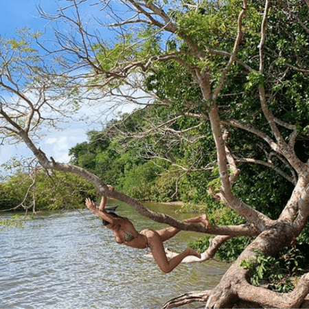 Rafa Brites relembra queda durante viagem ao Pará: "saí toda sangrando" - Reprodução/Instagram/@rafabrites