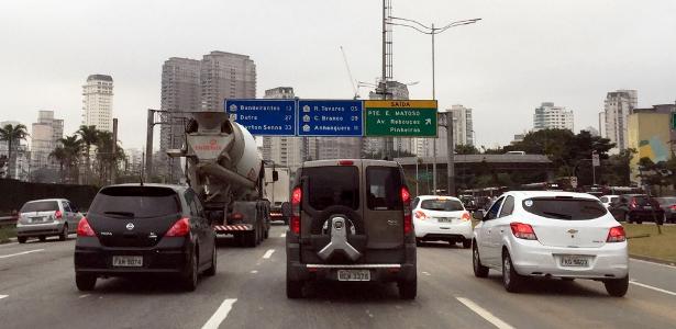 Câmara aprova punição para quem divulgar infração de trânsito - Vimarsana News