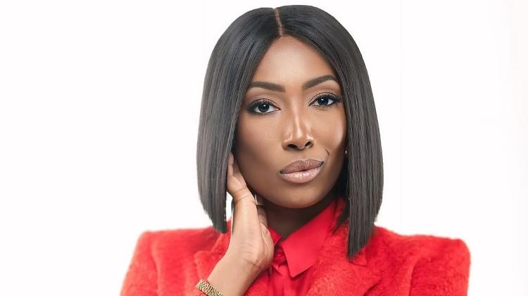 Aisha Bowe integra a tripulação 100% feminina da missão da Blue Origin Aisha Bowe integra a tripulação 100% feminina da missão da Blue Origin