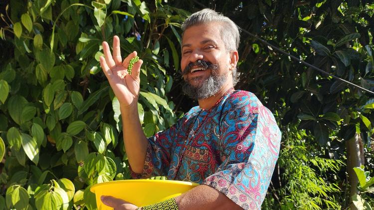 O babalorixá Aurélio de Odé, líder religioso do Ilê Odé Axé Opô Inle, em Arapongas (DF) O babalorixá Aurélio de Odé, líder religioso do Ilê Odé Axé Opô Inle, em Arapongas (DF)