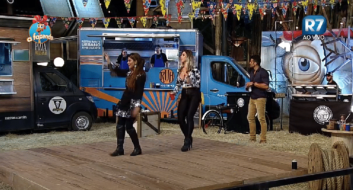 13.nov.2015 - - Reprodução/Record