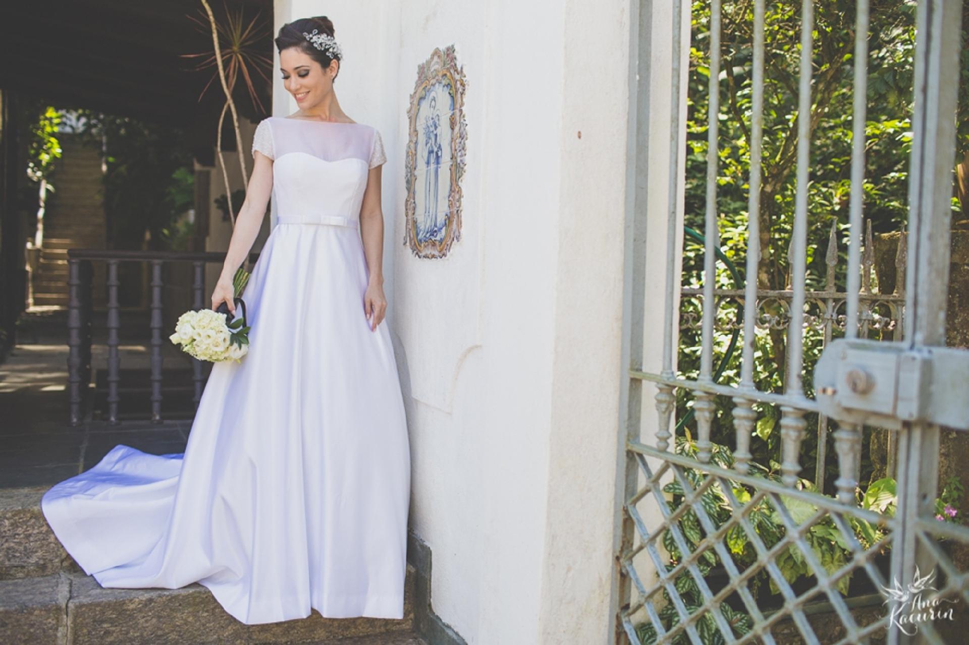 Vestido de cetim bucol e organza de seda pura, da Ateliê Göra. Preço: R$ 8.600. Informações: www.ateliegora.com - Divulgação