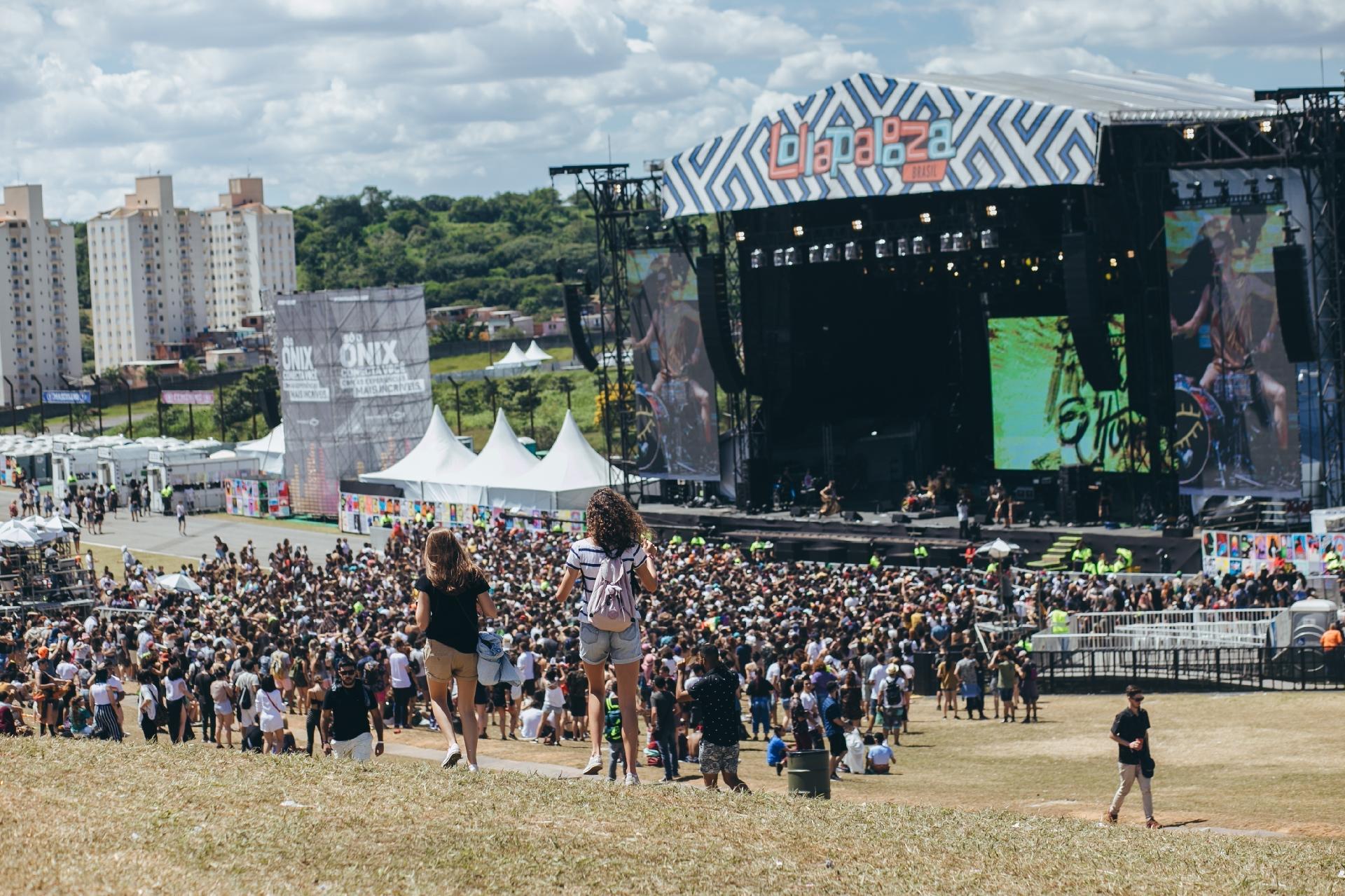 Palcos do Lollapalloza 2018 começam a lotar. As principais atrações do último dia são The Killers, Wiz Khalifa, Liam Gallagher e Lana Del Rey - Felipe Gabriel/UOL
