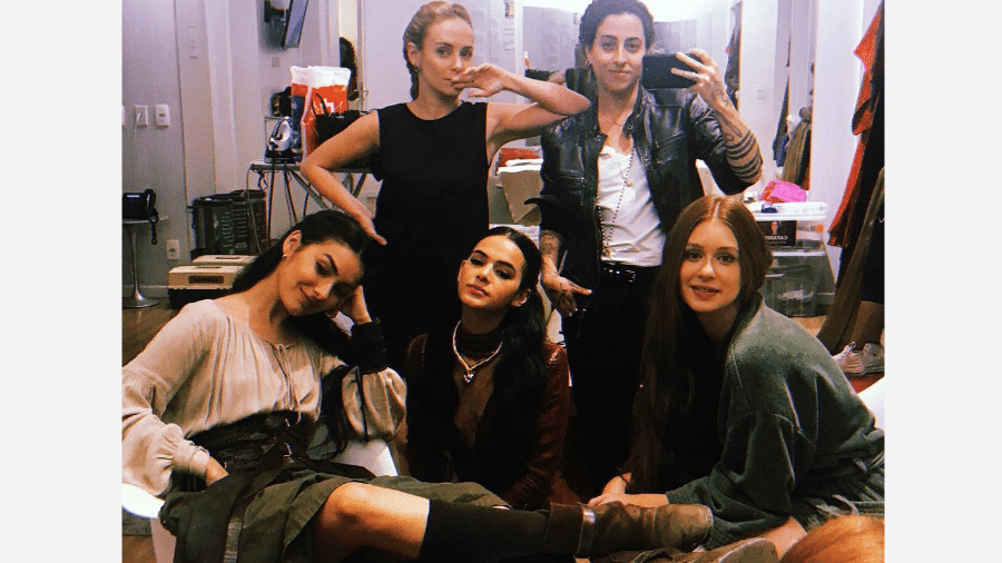 Fernanda Nobre, Isabela Bertazzi, Marina Moschen, Bruna Marquezine e Marina Ruy Barbosa - Reprodução/Instagram