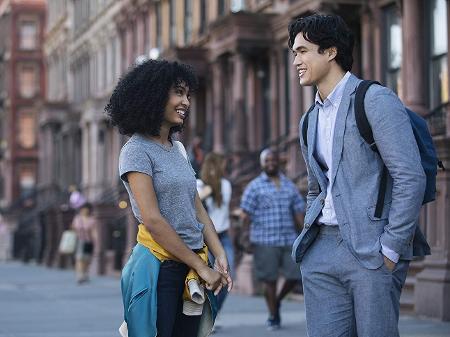 Cena de "O Sol Também é uma Estrela" - Divulgação/IMDb