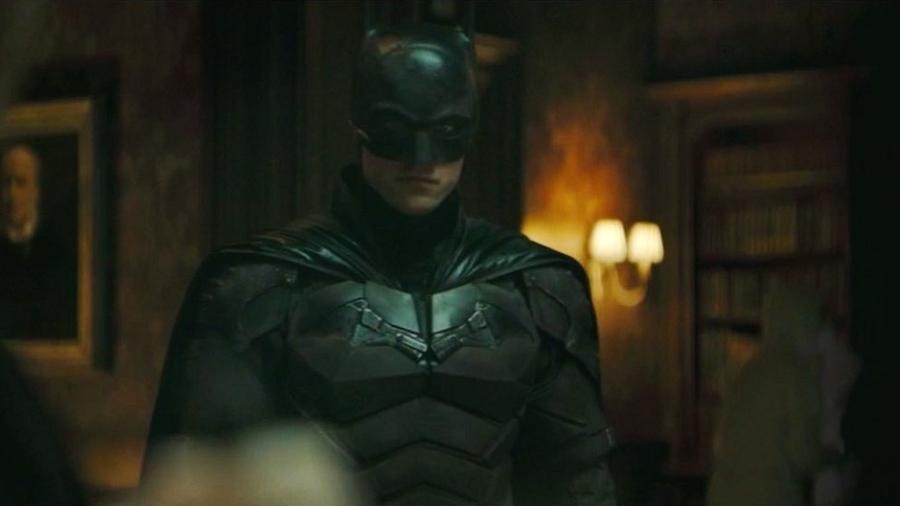 Robert Pattinson caracterizado como o Homem-Morcego em "The Batman" - Reprodução
