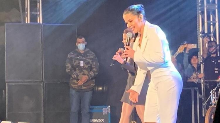 Maiara e Maraisa em show em Lorena - Lucas Pasin/UOL - Lucas Pasin/UOL
