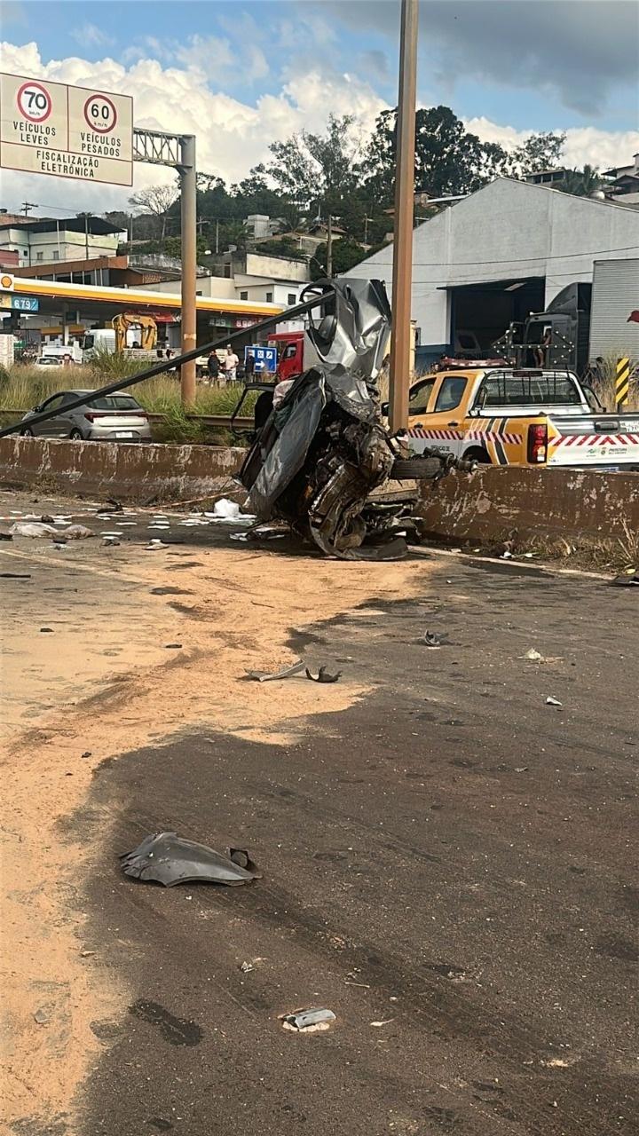 Carreta MG  - undefined